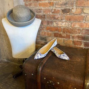 Michael Kors Arianna blue Floral flats size 6